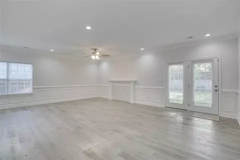 631 Vaughan Ave, Hampton, VA 23661 photo 11