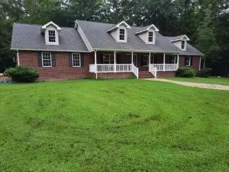 6563 Beaverdam Ln, Gloucester, VA 23061 photo 2