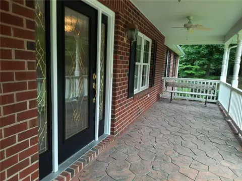 6563 Beaverdam Ln, Gloucester, VA 23061 photo 4