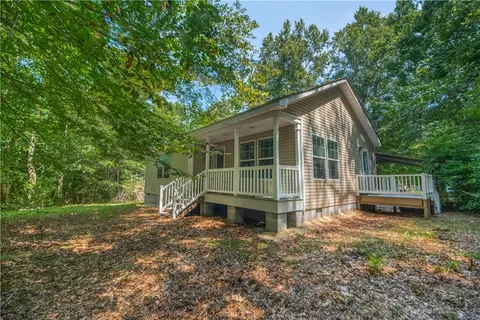 2166 Warner Rd, Urbanna, VA 23175