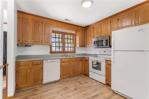 16 Becouvarakis Ct, Hampton, VA 23669 photo 7