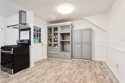 Kitchen - 5544 Glebe Hall Rd, Gloucester, VA 23061 photo 3 of 5