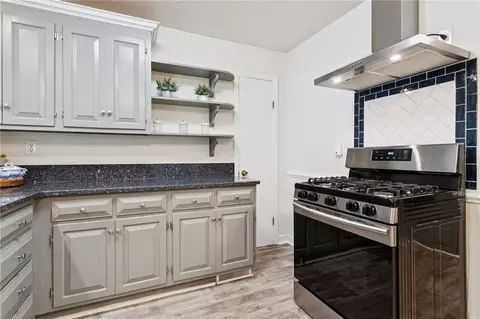 Kitchen - 5544 Glebe Hall Rd, Gloucester, VA 23061 photo 4 of 5