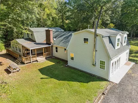 Exterior - 5544 Glebe Hall Rd, Gloucester, VA 23061 photo 9 of 12