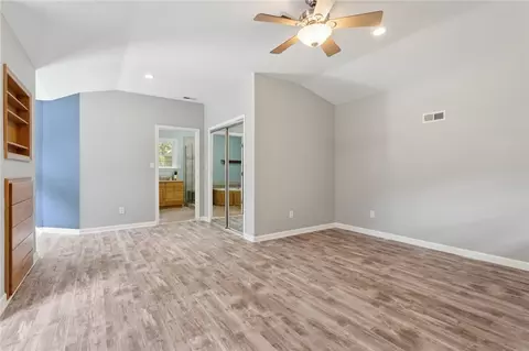 Bedroom - 5544 Glebe Hall Rd, Gloucester, VA 23061 photo 2 of 6
