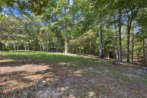 Exterior - 5544 Glebe Hall Rd, Gloucester, VA 23061 photo 6 of 12