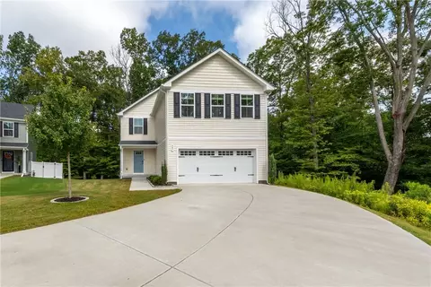 307 Lorraine Dr, Williamsburg, VA 23185