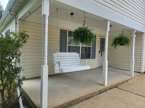 4 Ruby Ct, Hampton, VA 23666 photo 3