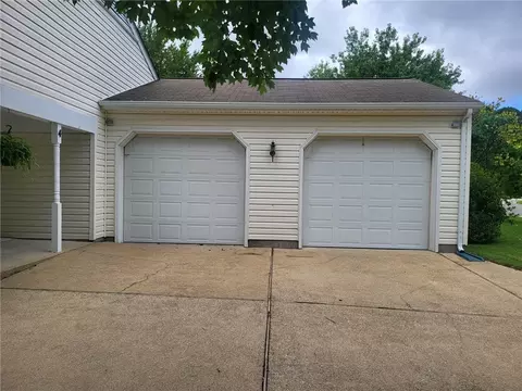 4 Ruby Ct, Hampton, VA 23666 photo 4
