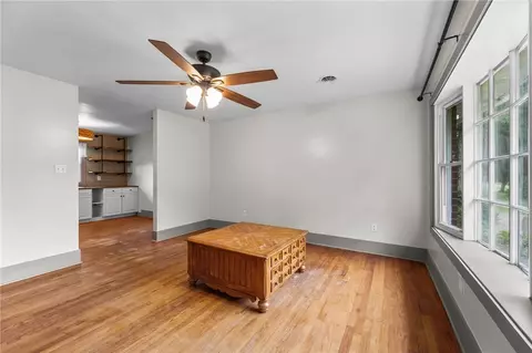 4651 Johns Point Rd, Gloucester, VA 23061 photo 9