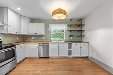 4651 Johns Point Rd, Gloucester, VA 23061 photo 13