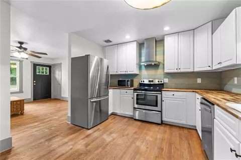 4651 Johns Point Rd, Gloucester, VA 23061 photo 17