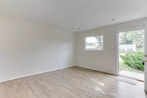 472 Duchess Ct, Hampton, VA 23669 photo 9