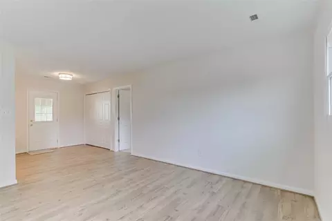 472 Duchess Ct, Hampton, VA 23669 photo 6