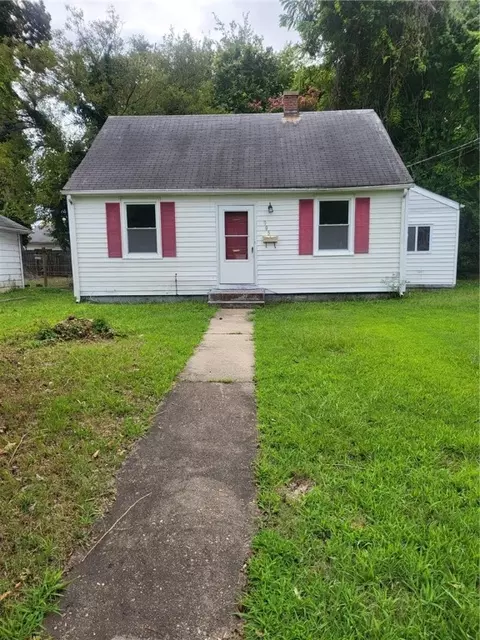 905 19th St, Newport News, VA 23607