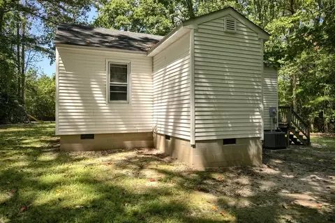 10877 Dancers Creek Rd, Gloucester, VA 23061 photo 3