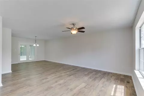 8 Langille Ct, Hampton, VA 23663 photo 7
