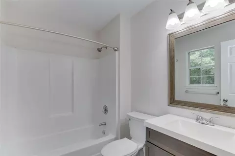 8 Langille Ct, Hampton, VA 23663 photo 27