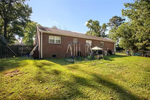 7 Maverick Ct, Hampton, VA 23669 photo 8