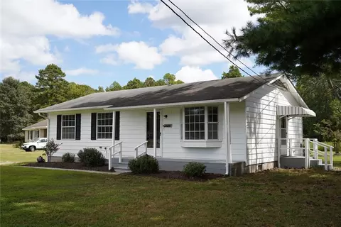 11753 Harcum Rd, Gloucester, VA 23061 photo 2