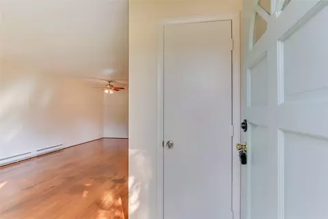 Entry Way - 5 Marval Cir, Hampton, VA 23666 photo 1 of 1