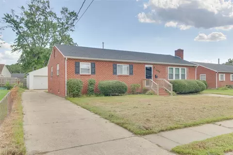 466 Fort Worth St, Hampton, VA 23669