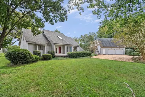 448 Mcswain Rd, White Stone, VA 22578