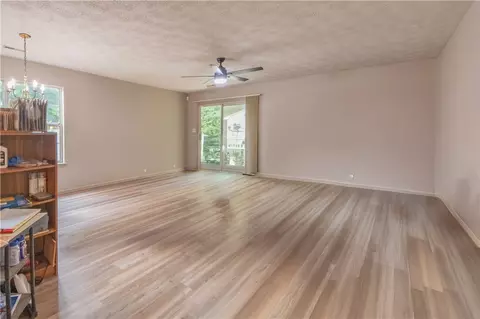 8855 Marlfield Rd, Gloucester, VA 23061 photo 11