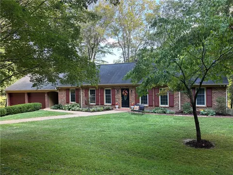 383 Monroe St, Montross, VA 22520