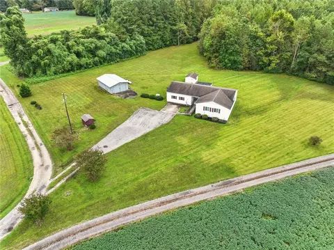 4952 Chestnut Fork Rd, Gloucester, VA 23061