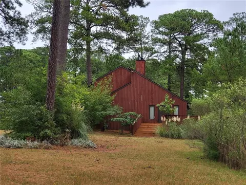19 Pine Cone Dr, Hampton, VA 23669 photo 8