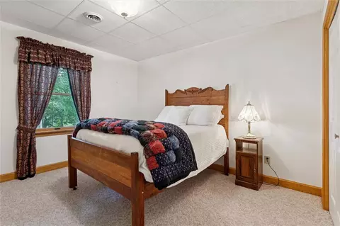 Bedroom - 8038 Boxwood Ln, Gloucester, VA 23061 photo 3 of 7