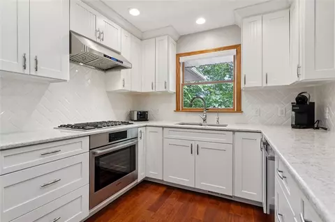 Kitchen - 8038 Boxwood Ln, Gloucester, VA 23061 photo 1 of 2