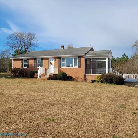 1366 Poplar Hill Rd, Newtown, VA 23126