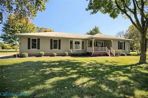 175 Healey Cove Dr, Hardyville, VA 23070