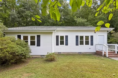 3737 Seawells Dr, Hayes, VA 23072