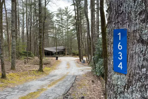1634 Clear Creek Rd, Highlands, NC 28741