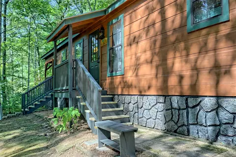 142 Deuce Rd, Highlands, NC 28741