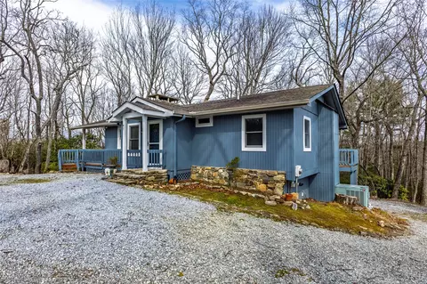 47 Thunderbird Ln, Lake Toxaway, NC 28747