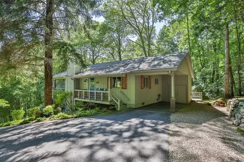 1130 Claire Ln, Highlands, NC 28741