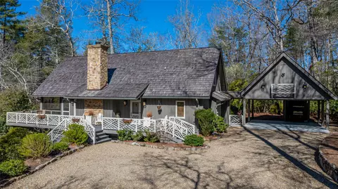 120 Wildflower Dr, Cashiers, NC 28717