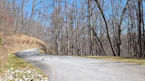 67 Waterdance Dr, Cullowhee, NC 28723 photo 3