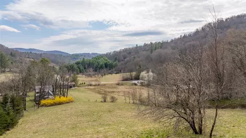 1900 Bee Tree Rd, Glenville, NC 28736