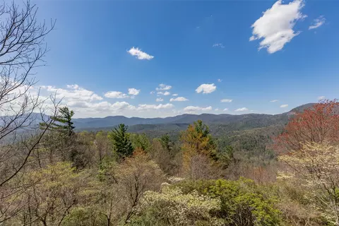 141 Big View Dr, Highlands, NC 28741