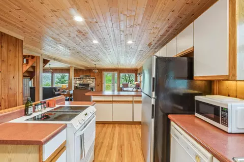 220 Roads End Rdg, Cullowhee, NC 28723 photo 5