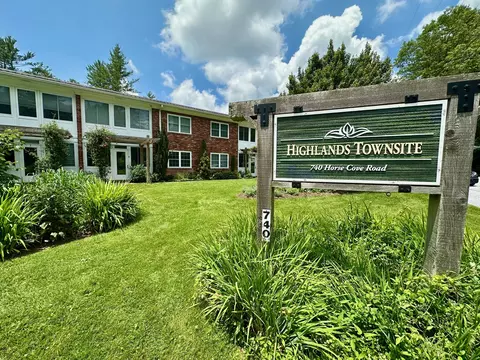 740 Horse Cove Rd, Highlands, NC 28741
