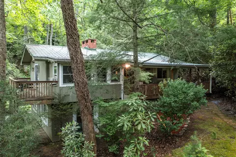 150 Dog Mountain Rd, Highlands, NC 28741