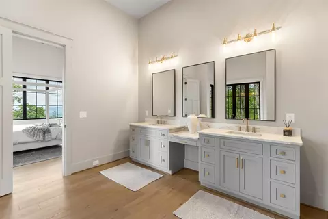 Bath - 15 Eagle Crest Trl, Highlands, NC 28741 photo 3 of 18