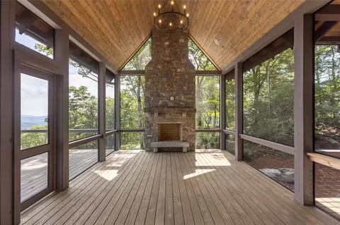Exterior - 15 Eagle Crest Trl, Highlands, NC 28741 photo 2 of 3