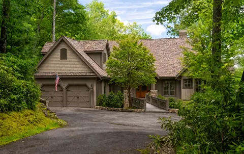 150 Old Hunters Run, Cashiers, NC 28717